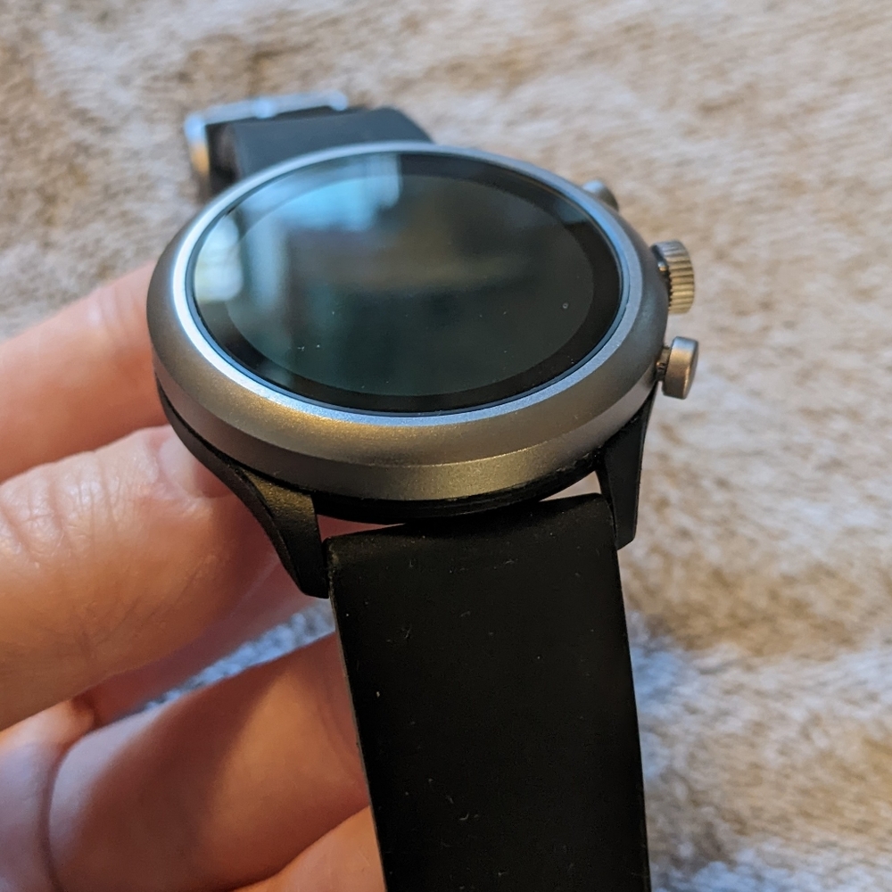 Fossil Smartwatch - Wear by OS - works great!! Brand New